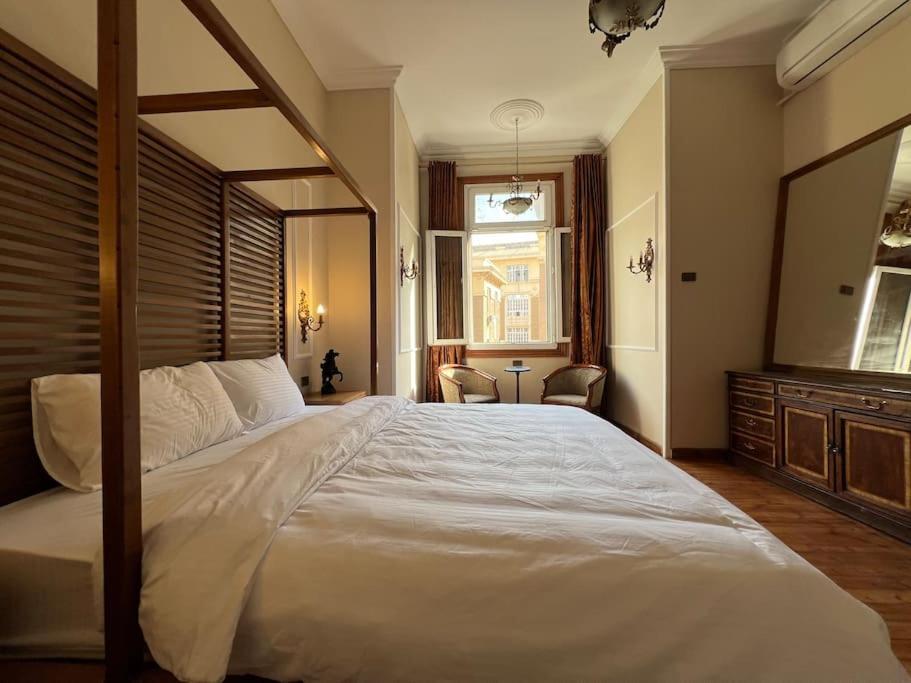 Authentic 3Br Apartment In Downtown, Каир Экстерьер фото